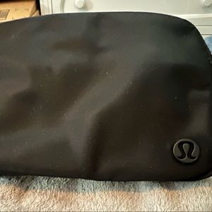 Lululemon Hip belt bag.